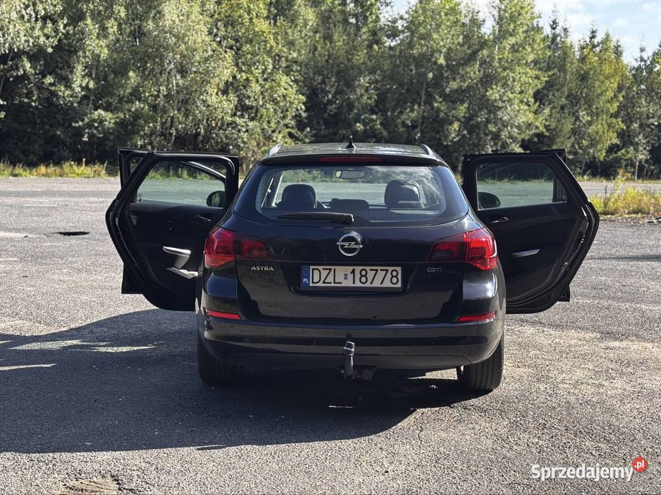 Opel Astra J zadbana 2 komplety kół opc sprzedam