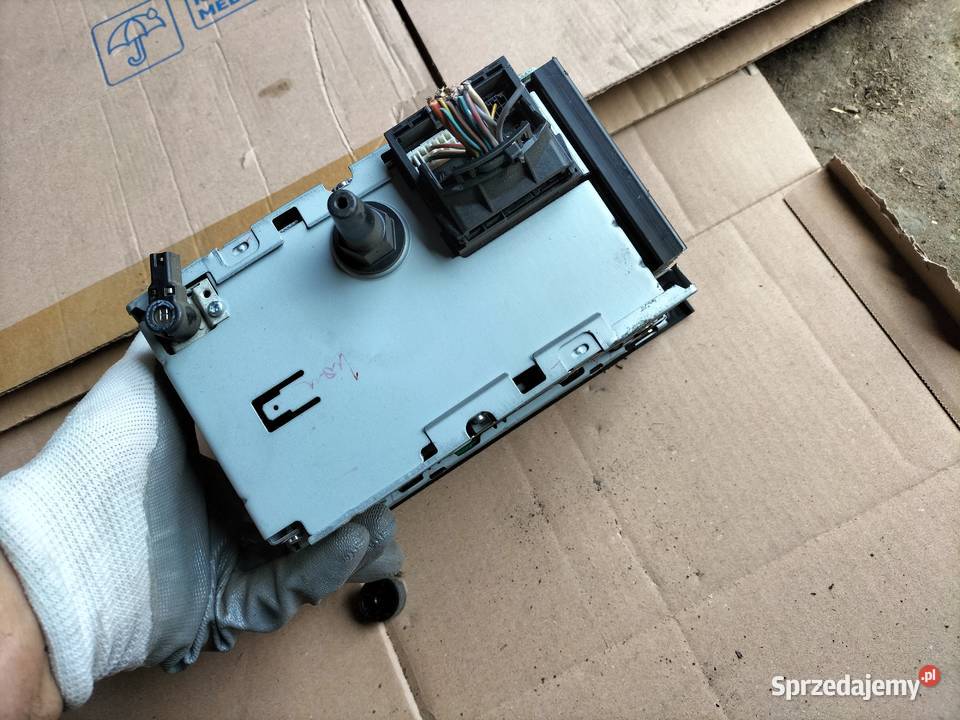 FORD C MONDEO MK3 RADIO 6000CD osobowe lubelskie