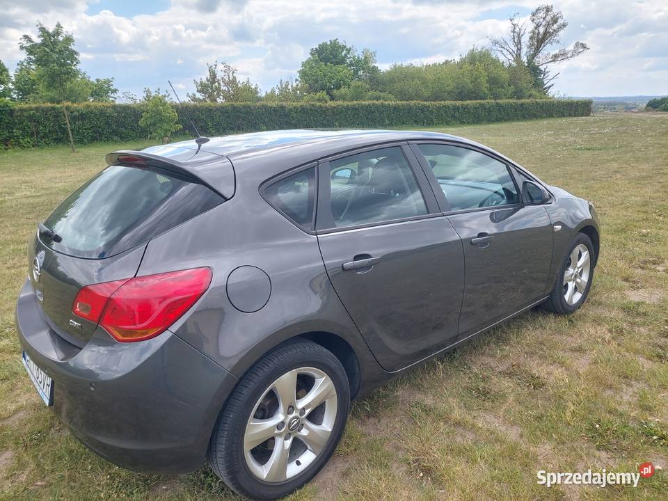 Opel Astra J 17 CDTI 2011 uszkodzone sprzęgło Golub-Dobrzyń