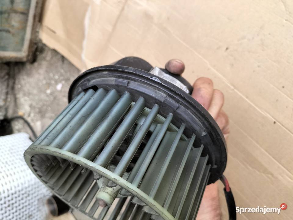 AUDI A4B5 A4 B5 3137020009 893819021 DMUCHAWA osobowe Kamień-Kolonia