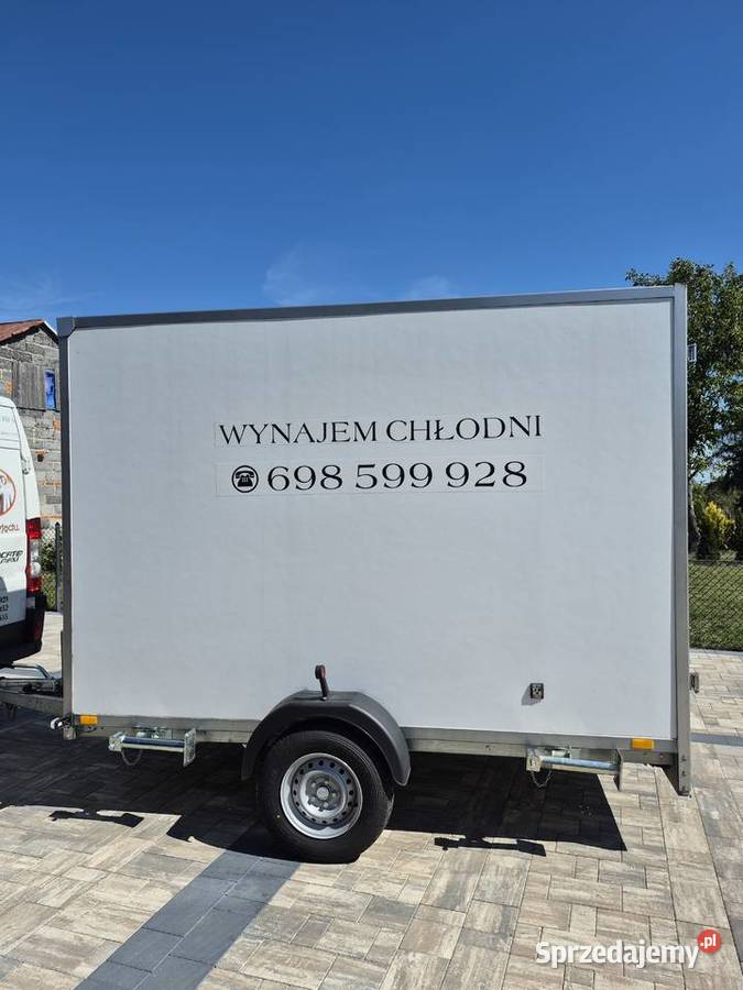 CHŁODNIA WYNAJEM WESELA KOMUNIE IMPREZY OKOLICZNOŚCIOWE PLENEROWE