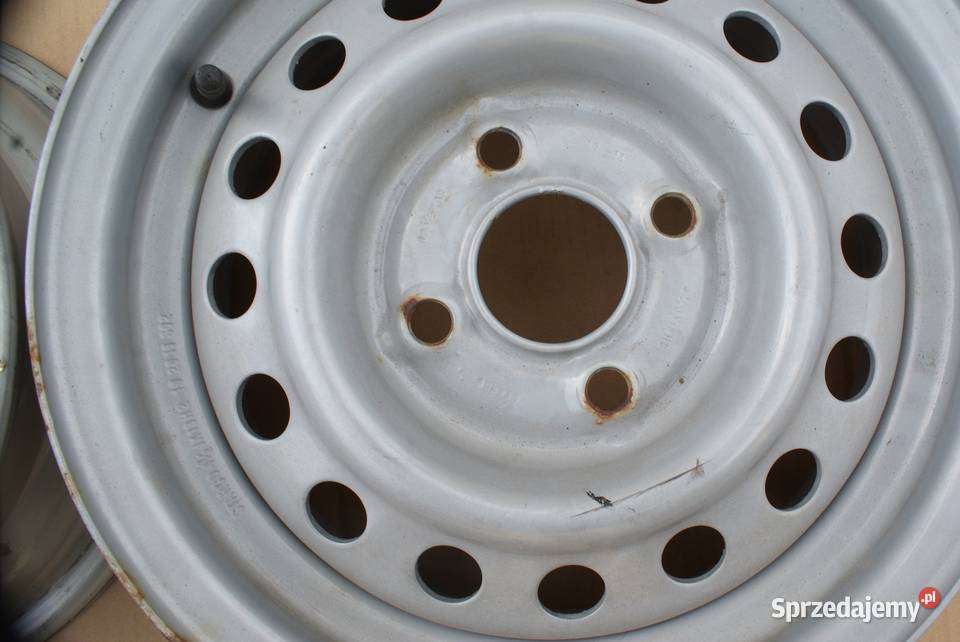 2 Felgi przyczepki Nowe 45Jx13 ET30 4x100 Starco Średnica 13" Nozdrzec sprzedam