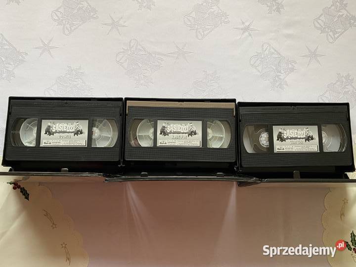 Zestaw 3 kaset VHS z animacjami serii Sasiedzi sprzedam