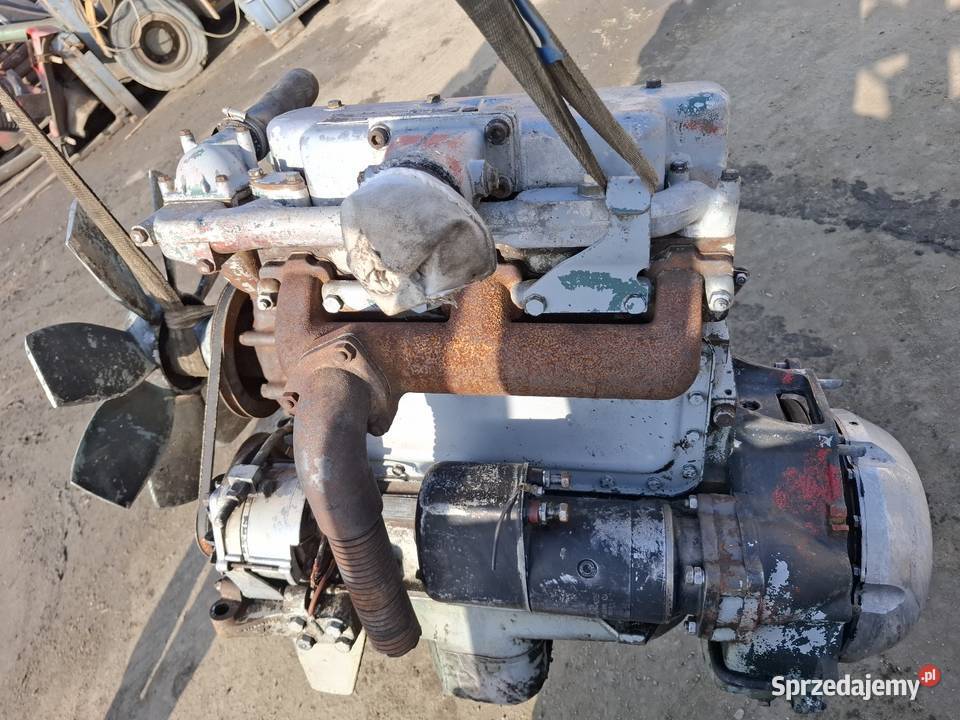 Silnik Mercedes OM 3141 DaimlerBenz 4 cylindrowy Targoszyn