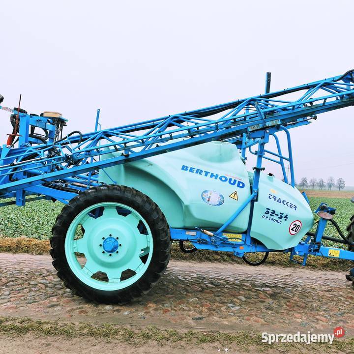 Opryskiwacz Berthoud Tracker 3234 7 sekcji ARAG Strzelno