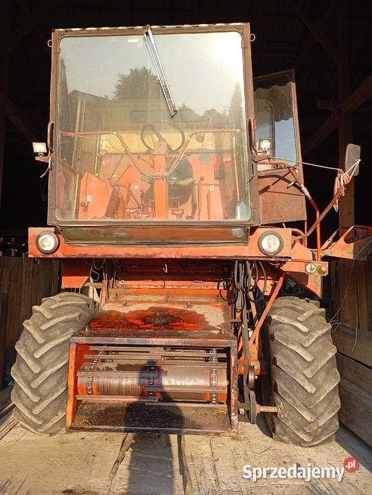 Kombajn zbożowy bizon Zo56 Bizon