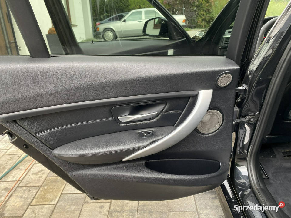 BMW 320 zadbana bezwypadkowa F30F31 2012