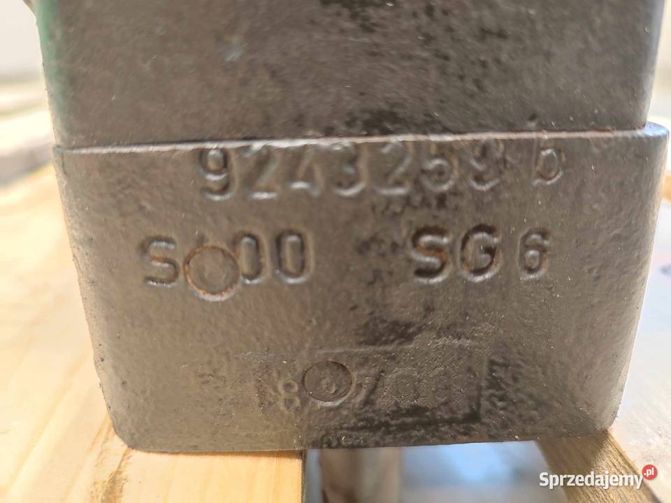 Hydromotor Manitou MLT 731 048836 Wilkowo sprzedam