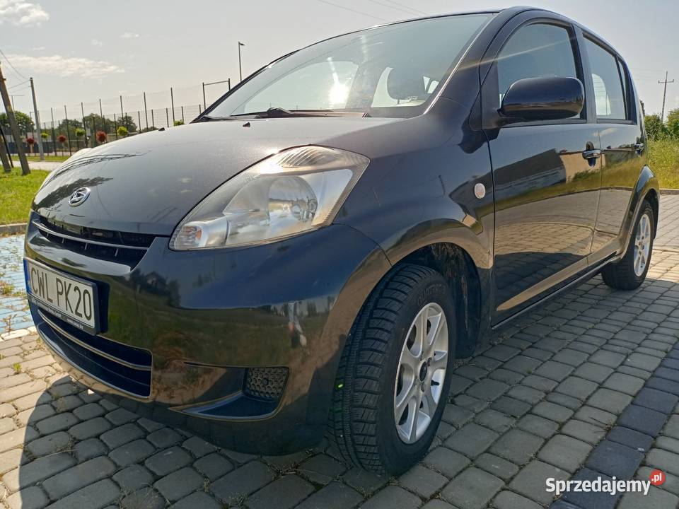 Daihatsu Sirion 10 benzyna 2008 kujawsko-pomorskie Włocławek