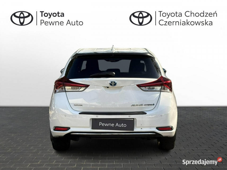Toyota Auris 18 HSD COMFORT STYLE TECH salon