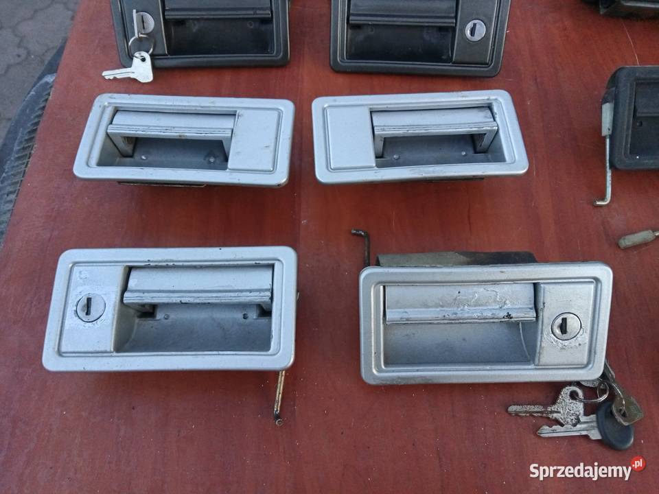 Polonez Caro klamki przednie i tył L i P strona Stalowa Wola