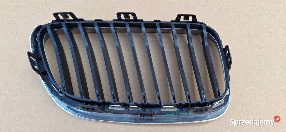 BMW 2 F22 F23 NERKA LEWA GRILL ATRAPA KRATKA Bieleń