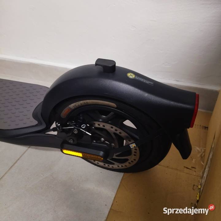 Hulajnoga elektryczna Ninebot by Segway Hulajnogi elektryczne sprzedam