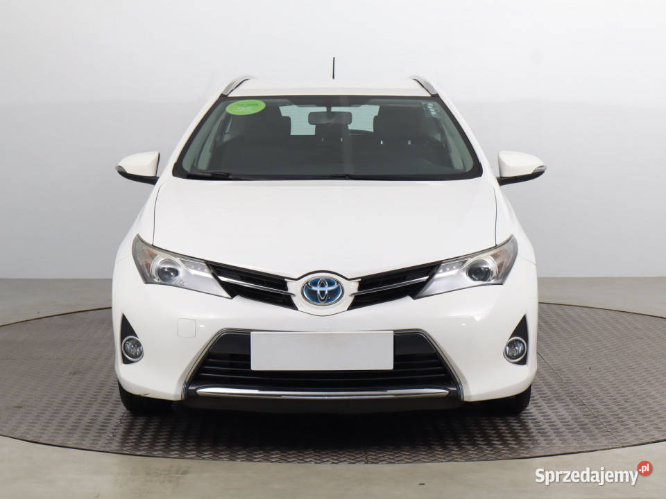 Toyota Auris Hybrid Bielany Wrocławskie