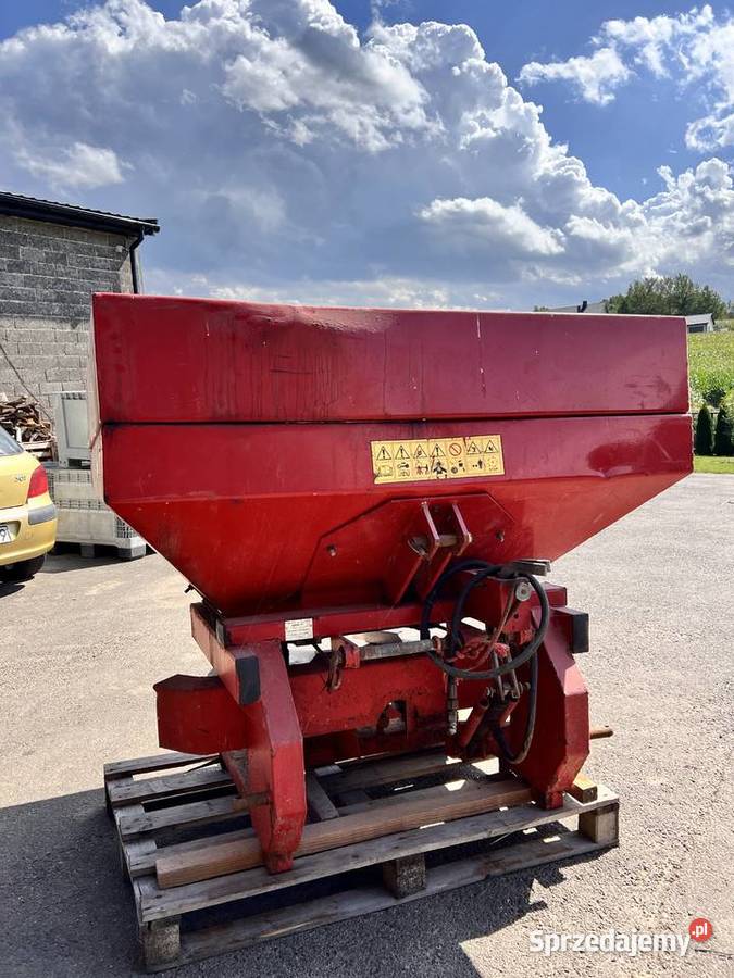 Rozsiewacz nawozu 8001000l Irządze sprzedam