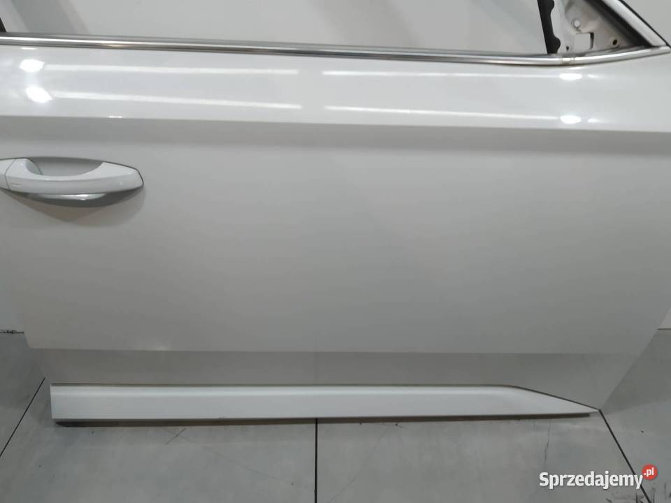 DRZWI PRAWE PRZÓD LS9R Skoda Superb III 20152024 świętokrzyskie