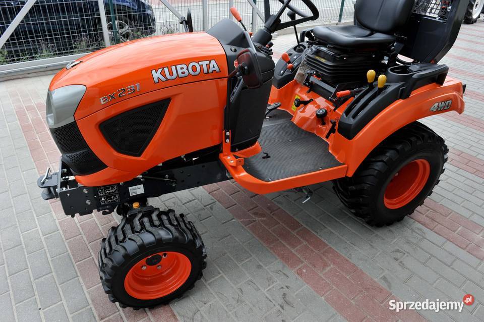 Kubota BX231 4x4 23 Tajęcina