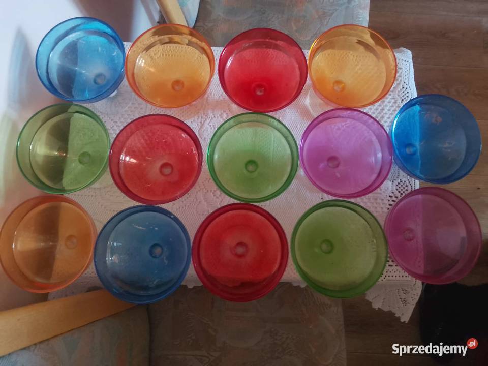 zestaw kolorowych misek pucharków 14 sztuk Legnica