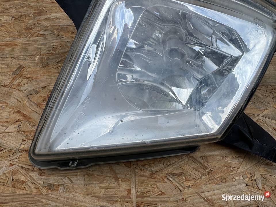 Halogen prawy rh peugeot 407 42160748 42160748DX Lampy przeciwmgielne Międzychód