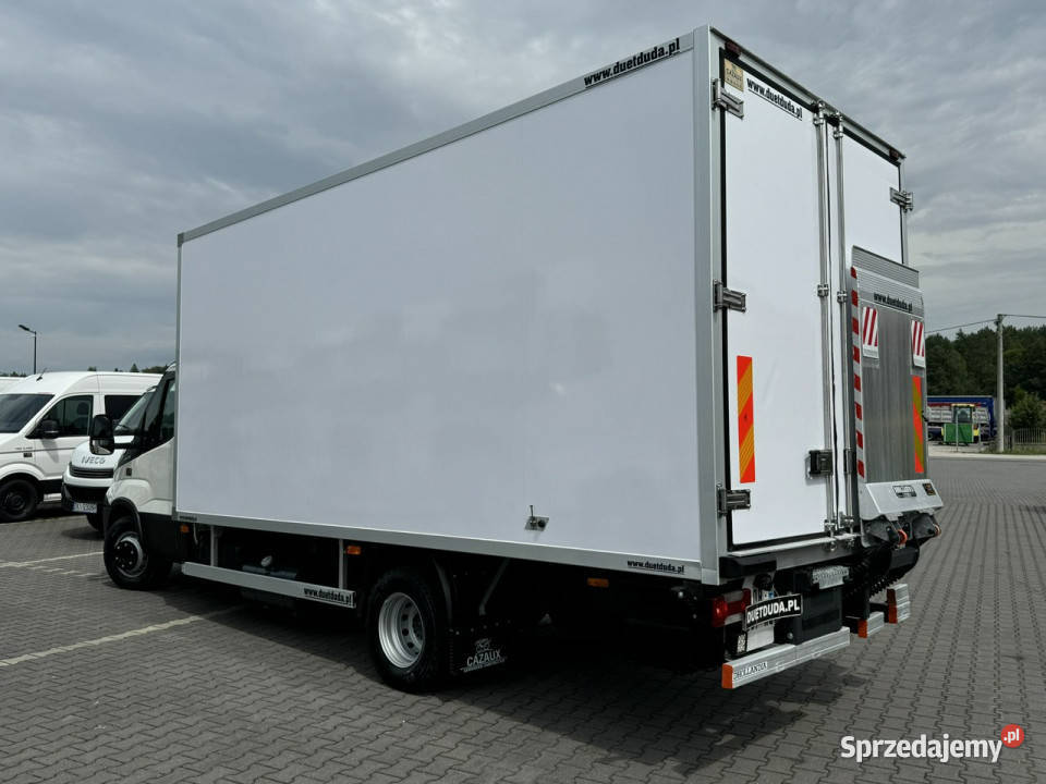 Iveco Daily 70C18 V H 70C17 Mroźnia Agregat światła przeciwmgłowe świętokrzyskie Widełki
