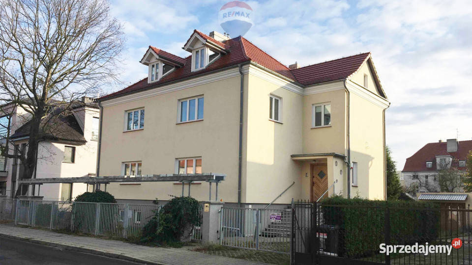 Dom na biura kancelarie gabinety lekarskie klimatyzacja