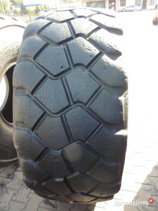 2x Opona używana przemysłowa 235R25 MICHELIN 25cale Pozostałe Zaścianki