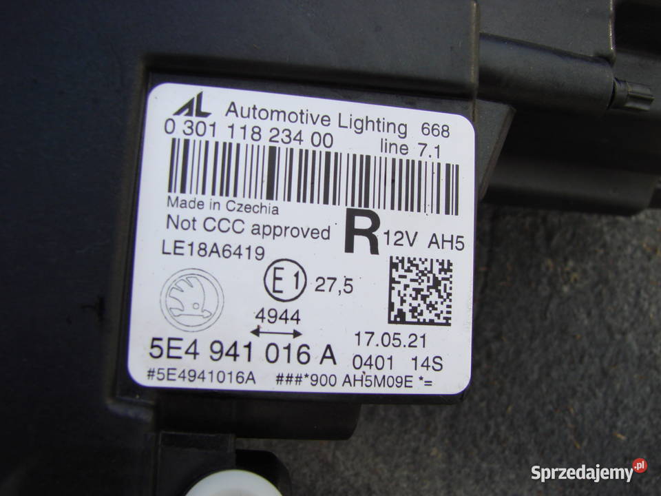 Skoda Octavia IV reflektor FULL LED KPL EU ORG Mielec