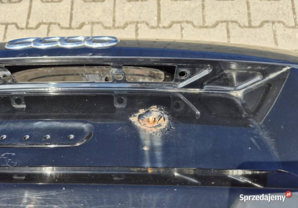 KLAPA BAGAŻNIKA TYŁ AUDI A4 B6 SEDAN LY9B CZARNA sprzedam