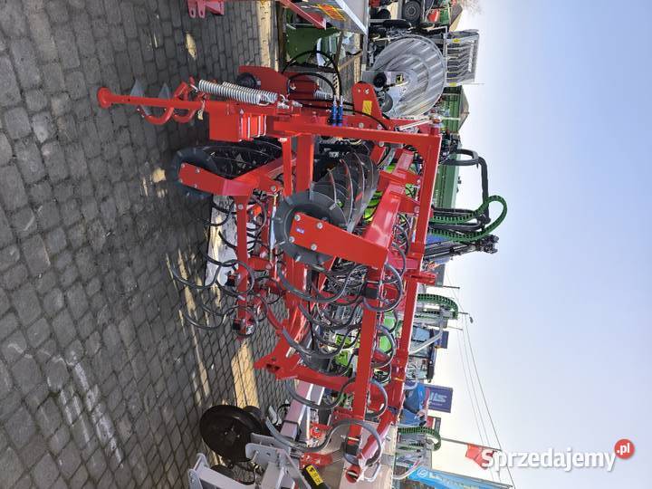 Agregat uprawowy Unia model Kombi XL 42 ręki Zofipole
