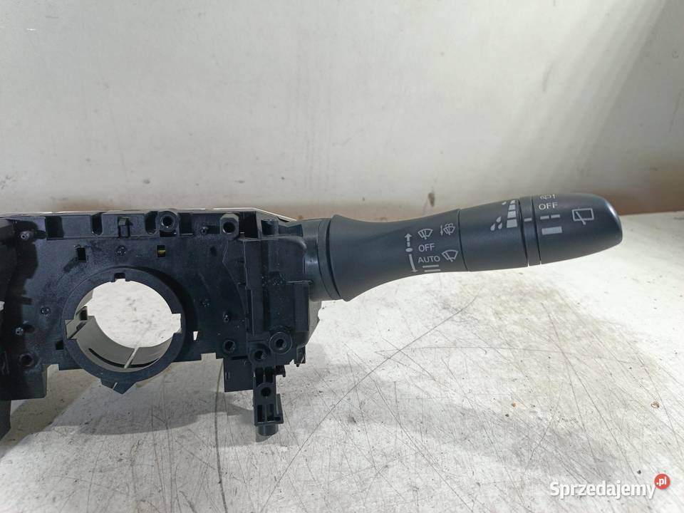 PRZEŁĄCZNIK ZESPOLONY NISSAN QASHQAI J11 Panele sterowania, przełączniki wielkopolskie