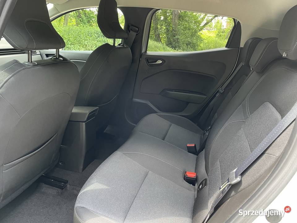 Renault Clio 10 ZEN bogate pakiety krajowe stan Kraków sprzedam