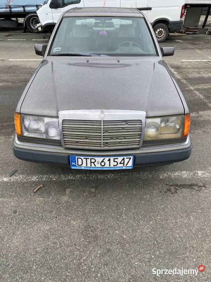 Mercedes 124 25D ładne wnętrze uszkodzony Mercedes-Benz dolnośląskie Żmigród