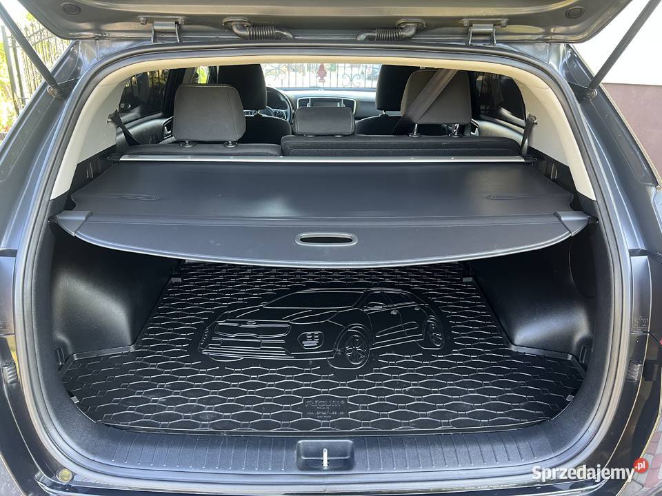 Kia Sportage IV 20 CRDI 136 Czarny Zadbany Nowa Słupia sprzedam