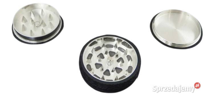 Młynek Ręczny Do Tytoniu W Kształcie Koła Ostrowy nad Okszą