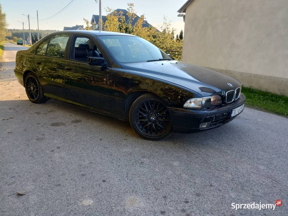 Sprzedam BMW E39 25 tds Oblęgór
