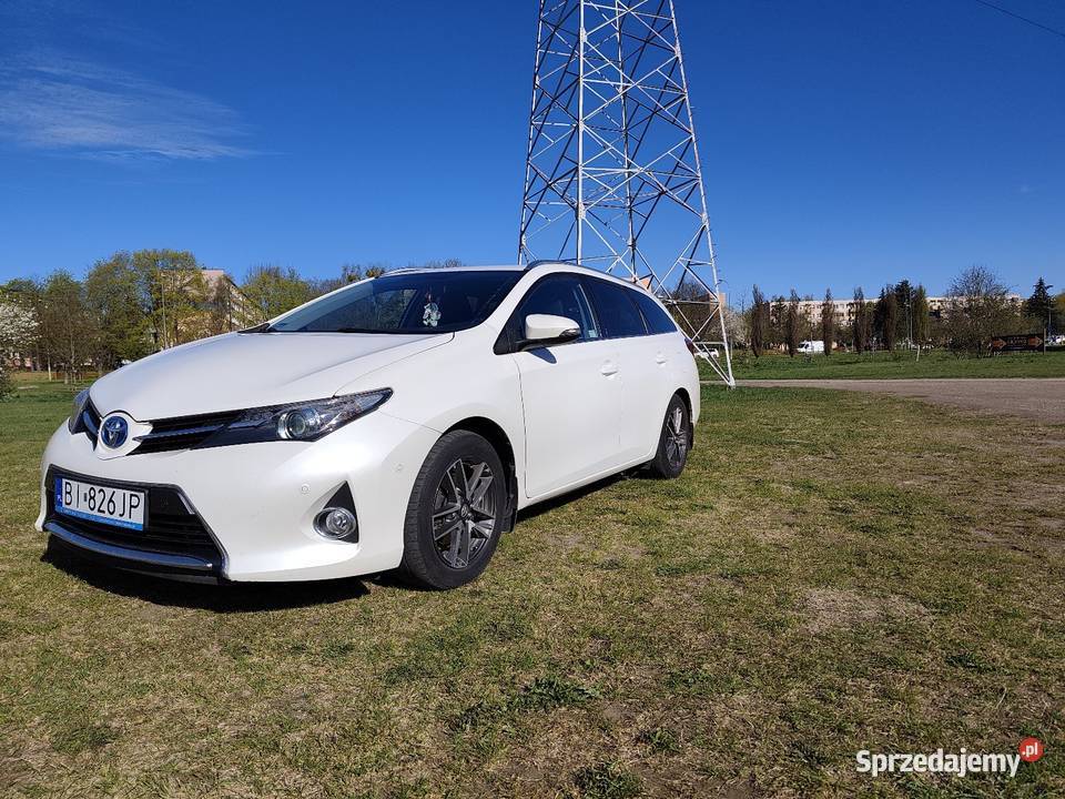 Toyota Auris 18 HSD Luna 2015 Hybryda podlaskie Białystok