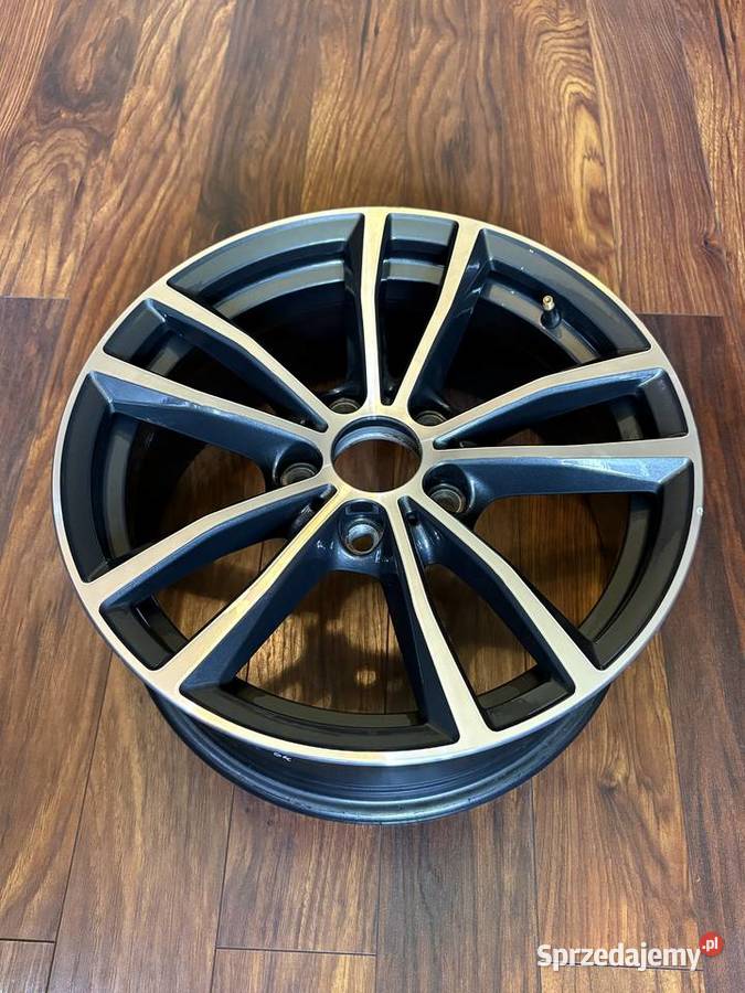 Felga BMW 2 F22 styling 725 Średnica 17" Zaraszów
