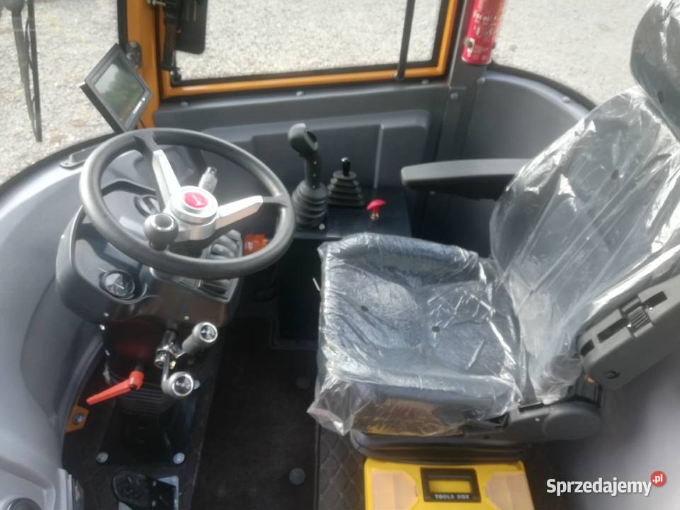 CTM 925 Nowa ładowarka kołowa 82 4100 udźwig Parczew sprzedam