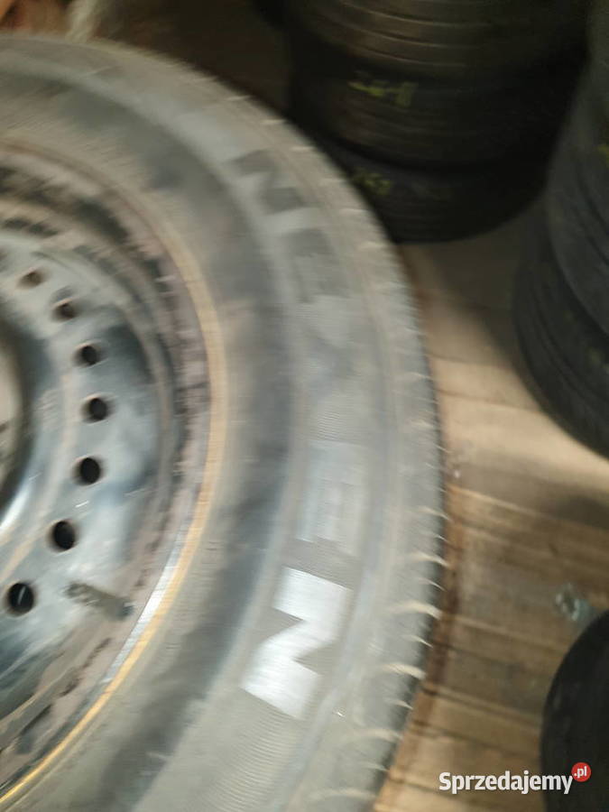 Felga stalowa Chrysler opony Nexen Nblue HDPlus Samochodowe