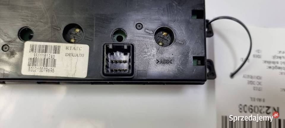 PANEL DODGE JOURNEY 55111812AD Pozostałe Lipno