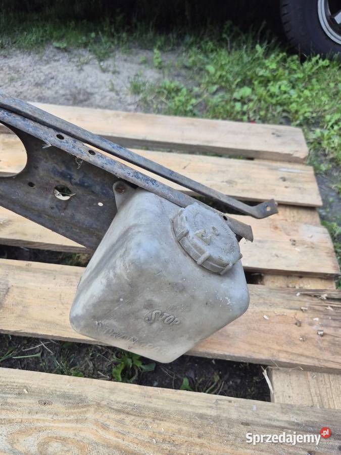 Renault R4 11 GTL rozpórka zbiornik spryskiwaczy osobowe Jelcz-Laskowice sprzedam