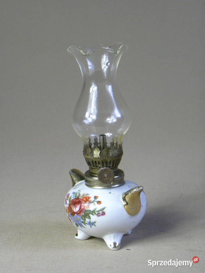 Mała porcelanowa ozdobna lampka naftowa Legnica