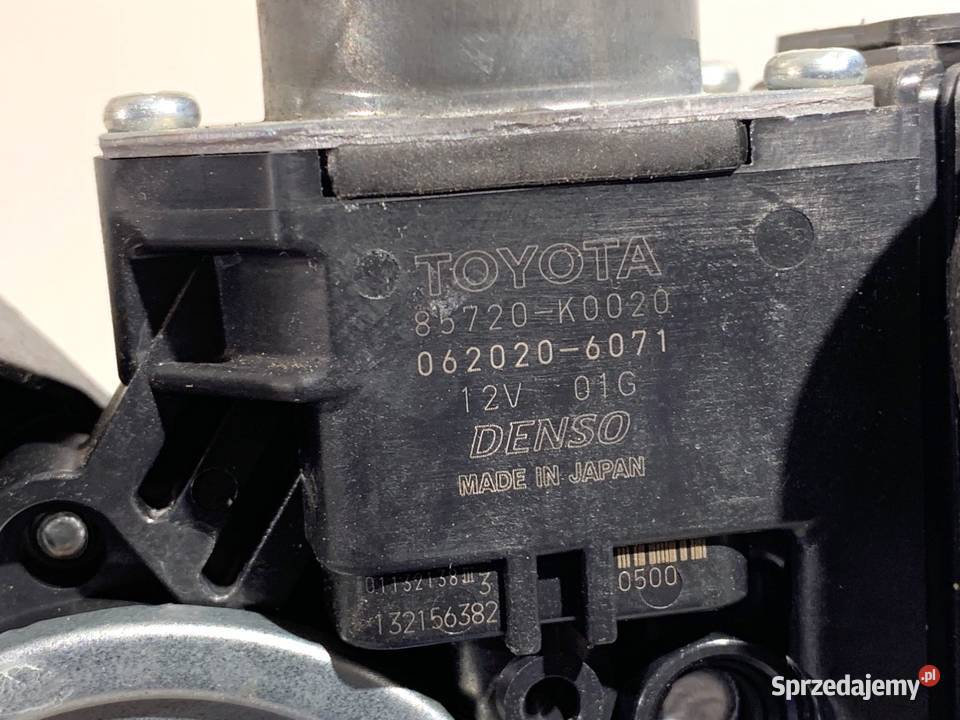 PODNOŚNIK SZYBY LEWY PRZÓD TOYOTA YARIS IV osobowe