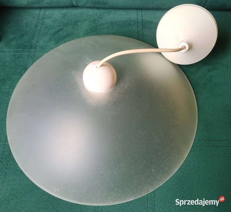 Retro wisząca lampa ze szklanym matowym kloszem Zbylitowska Góra