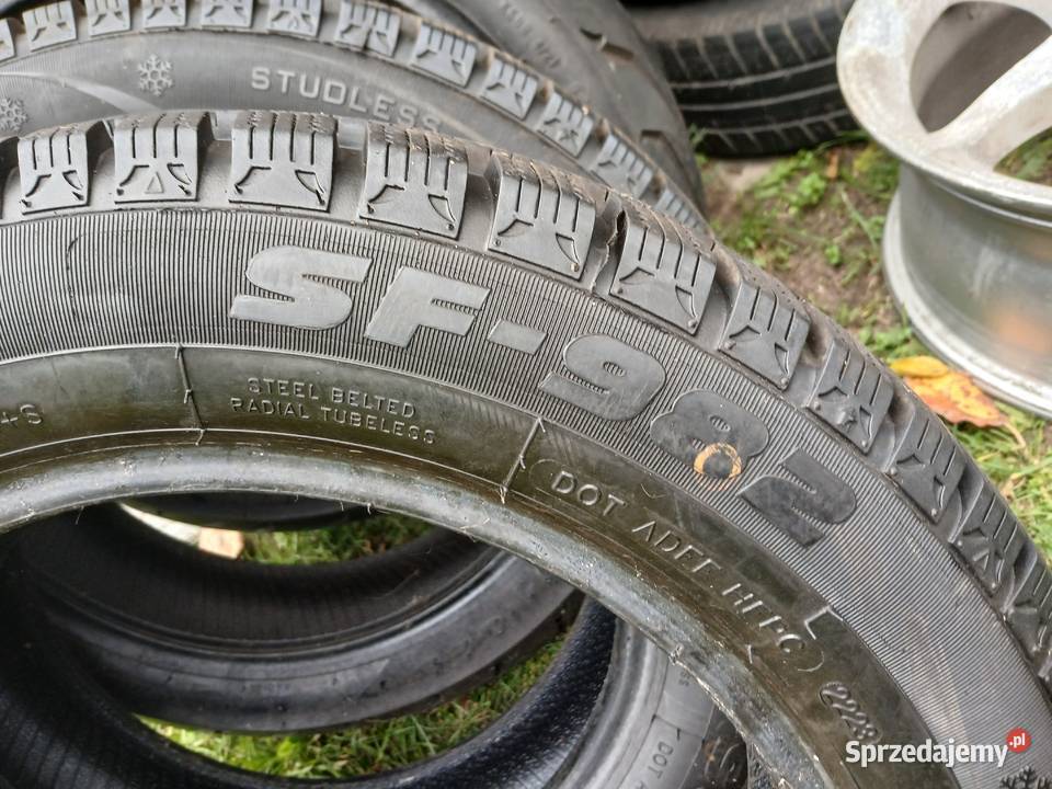 2 opony zimowe SUNFULL 1556514 model SF982 z