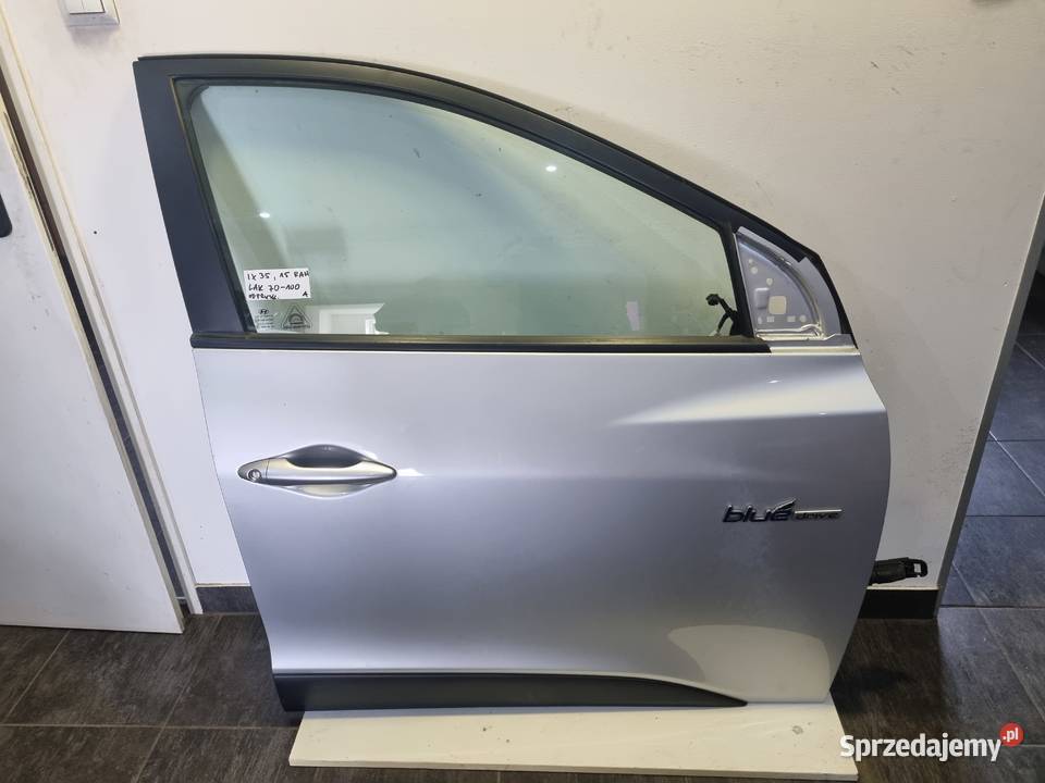 DRZWI PRAWY PRZOD RAH 9P HYUNDAI IX 35 osobowe łódzkie Skierniewice sprzedam
