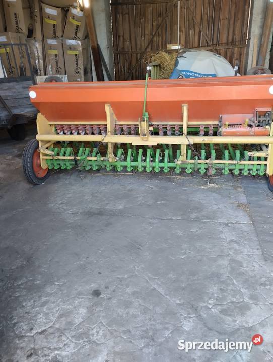 Siewnik zbożowy BOSCH 3 m 21 rurek z dociskami