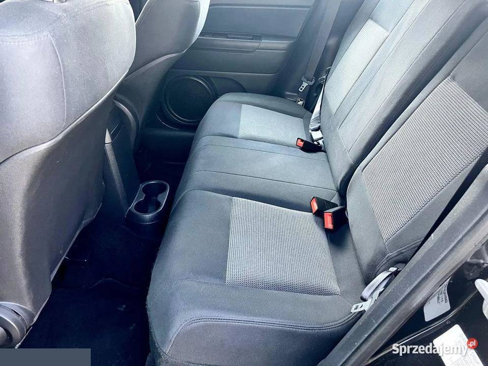 Jeep Compass 24 benzyna 170 2011r Możliwy Compass Radom