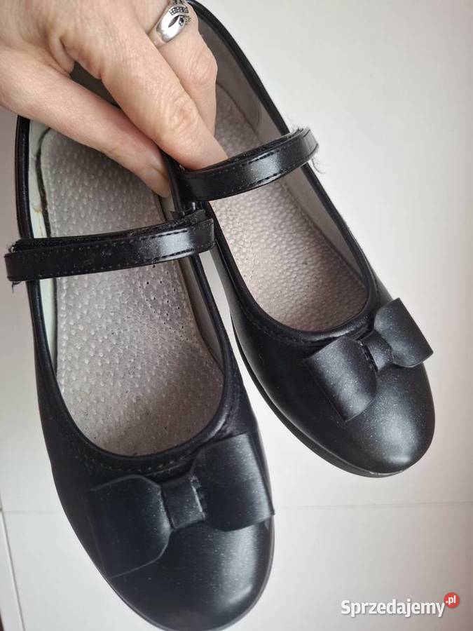 Czarnemieniące się buty wizytowe balerinki Balerinki