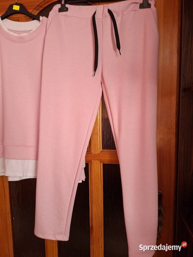 Komplet dresowy damski pudrowy róż